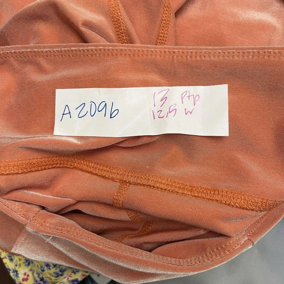 Twenty Montreal Coral Colorsphere Leggings and Top Set Small Women’s 2-Piece - Picture 11 of 16